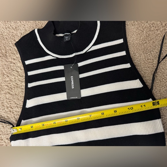 Express Black White Striped Ribbed Midi Dress M | NWT Sleeveless - Picture 6 of 6